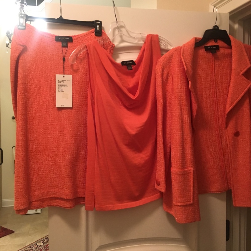NWT Ladies St John Skirt Suit